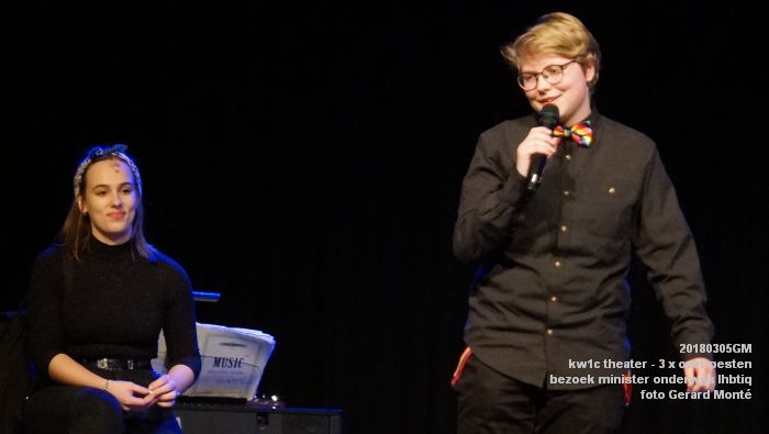 DSC08525- kw1c Koningszaal Theateropleding - 3 x over pesten - bezoek minister onderwijs - 5mrt2018 - foto GerardMontE web