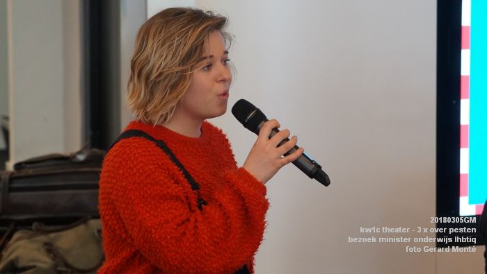 DSC08604- kw1c Koningszaal Theateropleding - 3 x over pesten - bezoek minister onderwijs - 5mrt2018 - foto GerardMontE web