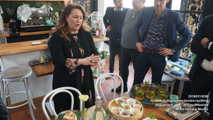 DSC09602- afspraak tegen voedselverspilling - pilot Afgeprijsd-app NoFoodWasted - Yalla Yalla - 14maart2018 - foto GerardMontE web