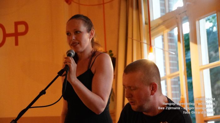 JDSC07559 - Hangop woensdag -  open podium - w2f - singer-songwriter Bas Zijlmans  - 30mei2018 -  foto GerardMontE web