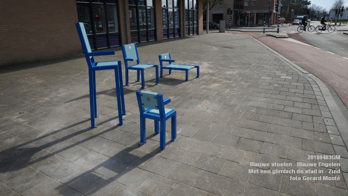 fDSC01845- Blauwe stoelen voor de Blauwe Engelen - Met een glimlach de stad in - Zuid - 3apr2018 - foto GerardMontE web fDSC01845- Blauwe stoelen voor de Blauwe Engelen - Met een glimlach de stad in - Zuid - 3apr2018 - foto GerardMontE web
