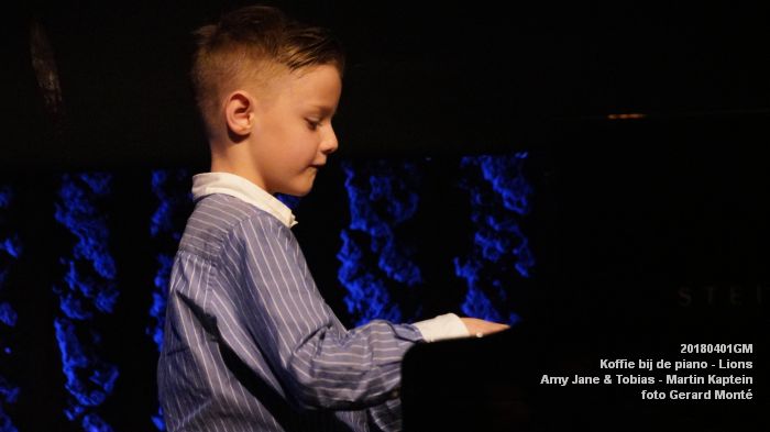 DSC04893- Koffie bij de piano - Amy Jane en Tobias Alberts - Martin Kaptein - 1apr2018 - foto GerardMontE web DSC04893- Koffie bij de piano - Amy Jane en Tobias Alberts - Martin Kaptein - 1apr2018 - foto GerardMontE web