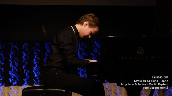 DSC04936- Koffie bij de piano - Amy Jane en Tobias Alberts - Martin Kaptein - 1apr2018 - foto GerardMontE web DSC04936- Koffie bij de piano - Amy Jane en Tobias Alberts - Martin Kaptein - 1apr2018 - foto GerardMontE web