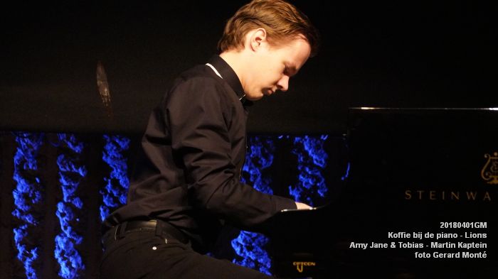 DSC04938- Koffie bij de piano - Amy Jane en Tobias Alberts - Martin Kaptein - 1apr2018 - foto GerardMontE web DSC04938- Koffie bij de piano - Amy Jane en Tobias Alberts - Martin Kaptein - 1apr2018 - foto GerardMontE web