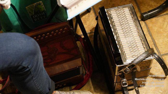 GDSC07112 - Muziekcafe Lohengrin - Irish Folk sessie  - 17mei2018 -  foto GerardMontE web