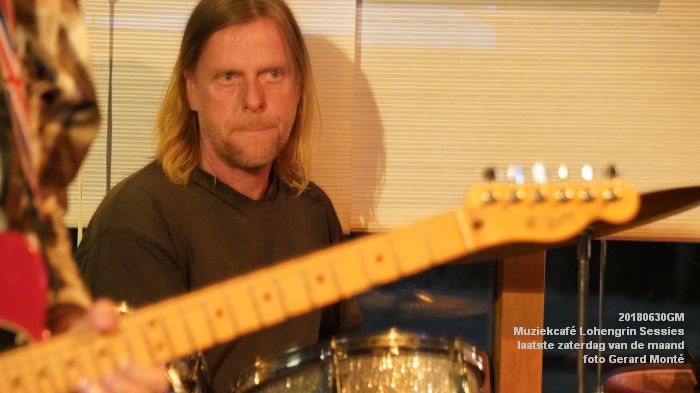 HDSC00372- Muziekcafe Lohengrin -  laatste zaterdag van de maand sessie - 30juni2018 -  foto GerardMontE web