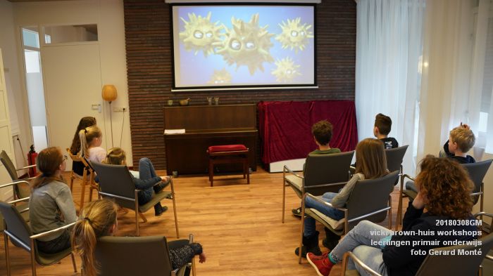 DSC03191- vicki brown-huis VBH - eerste ochtend voor leerlingen primair onderwijs - workshops - 8mrt2018 - foto GerardMontE web
