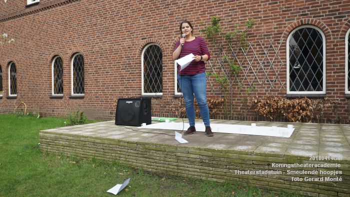 DSC03537- Koningstheateracademie Theaterstadstuin - Smeulende hoopjes - 14apr2018 - foto GerardMontE web DSC03537- Koningstheateracademie Theaterstadstuin - Smeulende hoopjes - 14apr2018 - foto GerardMontE web