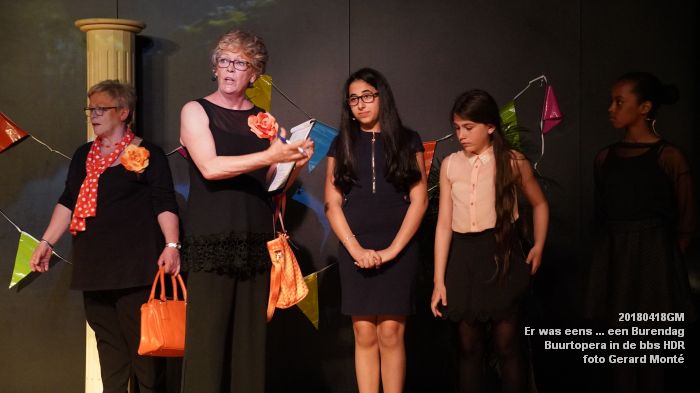 DSC05766- Buurtopera - Er was eens een Burendag - bbs Haren Donk Reit - 18april2018 - foto GerardMontE web