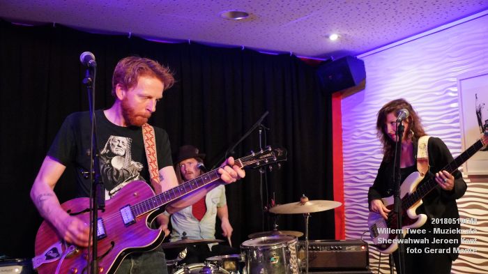 gDSC06923- Willem Twee - Muziekcafe op donderdag in de Concertzaal - Sheewahwah Jeroen Kant - 10meil2018 - foto GerardMontE web gDSC06923- Willem Twee - Muziekcafe op donderdag in de Concertzaal - Sheewahwah Jeroen Kant - 10meil2018 - foto GerardMontE web