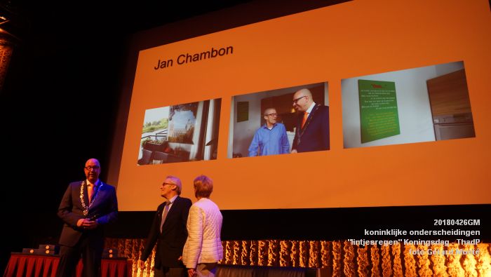 DSC05061- ThadP pleinzaal - lintjesregen koninklijke onderscheidingen tgv Koningsdag - 26april2018 - foto GerardMontE web
