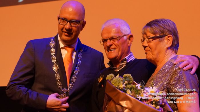 DSC05111- ThadP pleinzaal - lintjesregen koninklijke onderscheidingen tgv Koningsdag - 26april2018 - foto GerardMontE web