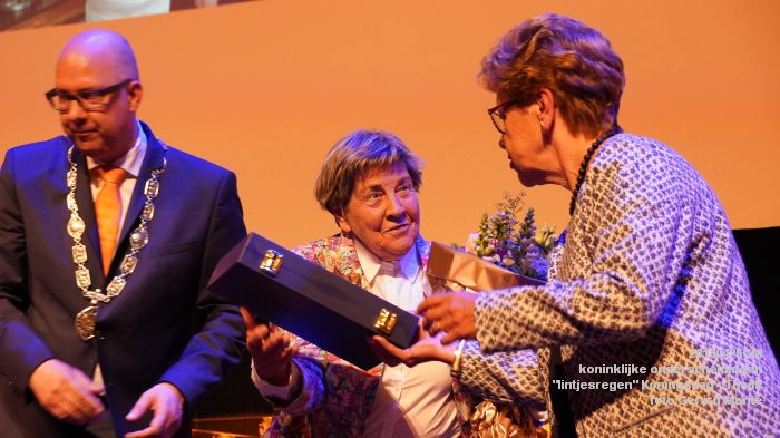 eDSC06169- ThadP pleinzaal - lintjesregen koninklijke onderscheidingen tgv Koningsdag - 26april2018 -  foto GerardMontE web