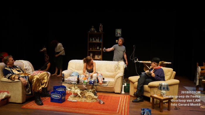 eDSC09780 - theatergroep de Feeks repeteert LAM - doorloop - 31mei2018 -  foto GerardMontE web