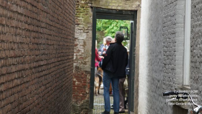 DSC06445- jazzy huiskamers - podium azijnfabriek - 10meil2018 -  foto GerardMontE web