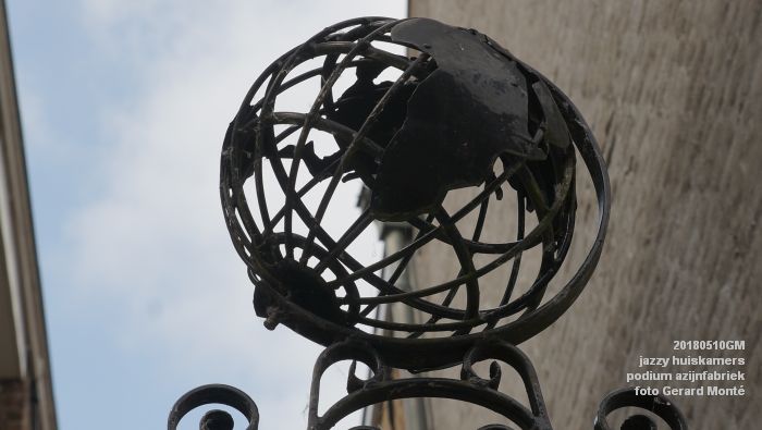 DSC06446- jazzy huiskamers - podium azijnfabriek - 10meil2018 -  foto GerardMontE web