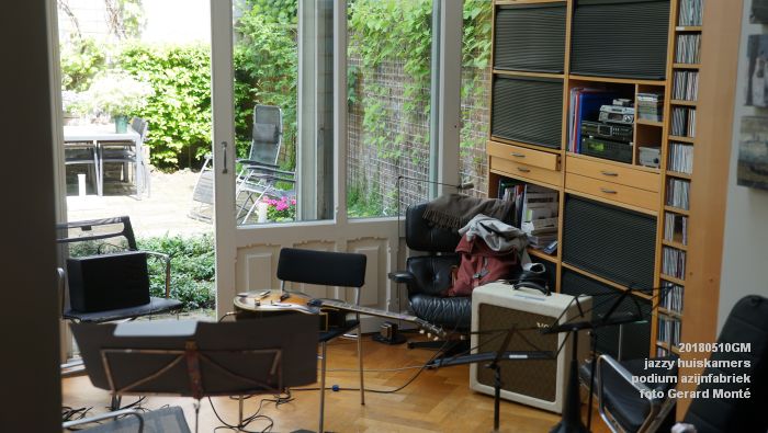 DSC06447- jazzy huiskamers - podium azijnfabriek - 10meil2018 -  foto GerardMontE web