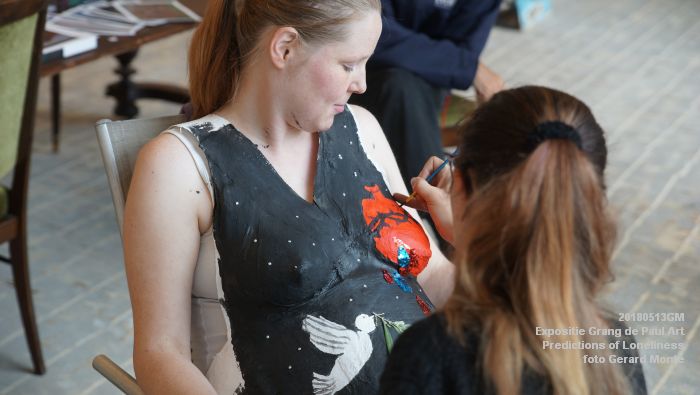 DSC07188- Expositieruimte Grang de Paul Art - Expositie Predictions of Loneliness, a long walk to the Universe  - 13meil2018 -  foto GerardMontE web