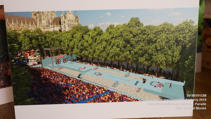 DSC01232 -Onthulling symbool WK Archery 2019 - Start van het NK handboogschieten op de Parade - 1juli2018 -  foto GerardMontE web