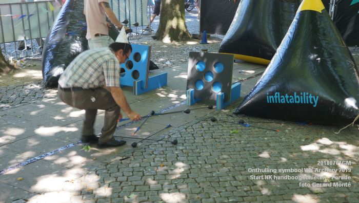 DSC01302 -Onthulling symbool WK Archery 2019 - Start van het NK handboogschieten op de Parade - 1juli2018 -  foto GerardMontE web