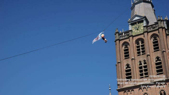 DSC01355 -Onthulling symbool WK Archery 2019 - Start van het NK handboogschieten op de Parade - 1juli2018 -  foto GerardMontE web