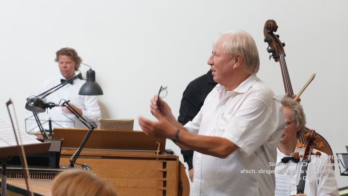 DSC09821- Slotconcert Chorus Novus - afscheid dirigent Jacques van den Dool - Grote Kerk - 7juli2018 - foto GerardMontE web DSC09821- Slotconcert Chorus Novus - afscheid dirigent Jacques van den Dool - Grote Kerk - 7juli2018 - foto GerardMontE web