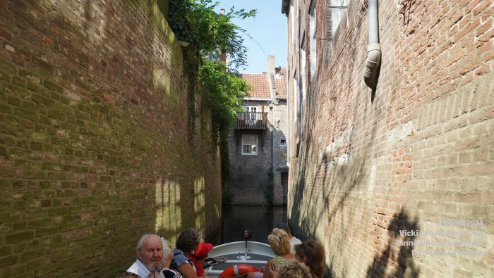 oDSC02286-  Vicki Brown-huis VBH - Binnendieze-vaartocht - 2aug2018 -  foto GerardMontE web