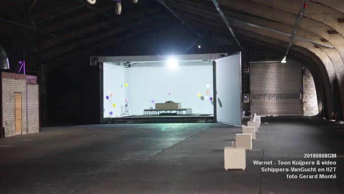 bDSC02623- Warnet - solovoorstelling Toon Kuijpers en video - coproductie SchippersenVanGucht en HZT - 8aug2018 -  foto GerardMontE web