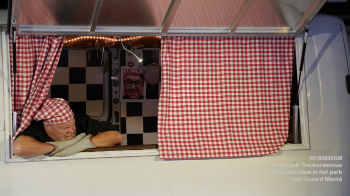 DSC01621- Sonsbeek Theateravenue Arnhem - oa Grof Geschud met Lijmen - 9aug2018 - foto GerardMontE web DSC01621- Sonsbeek Theateravenue Arnhem - oa Grof Geschud met Lijmen - 9aug2018 - foto GerardMontE web