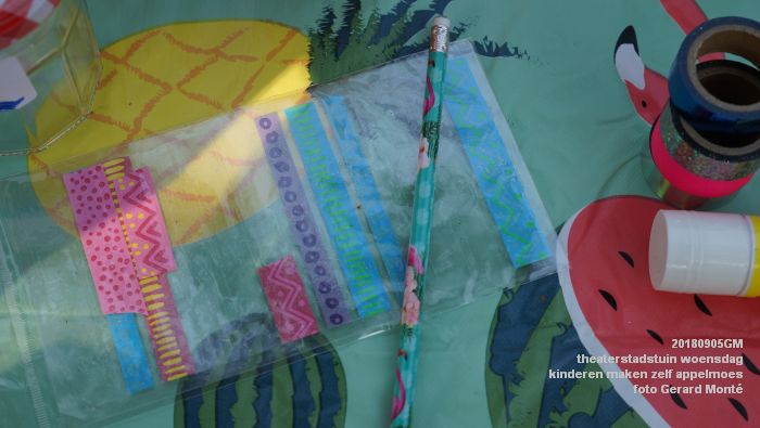 eDSC04542- theaterstadstuin kinderen maken zelf appelmoes - 5sept2018 -  foto GerardMontE web