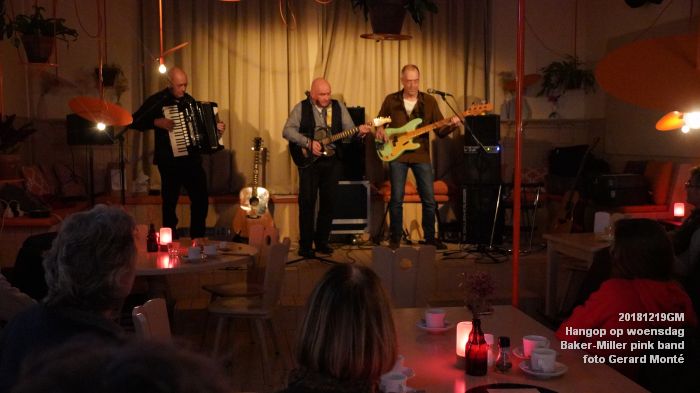 jDSC02153- Hangop op woensdag - Baker-Miller pink band - 19dec2018 -  foto GerardMontE web