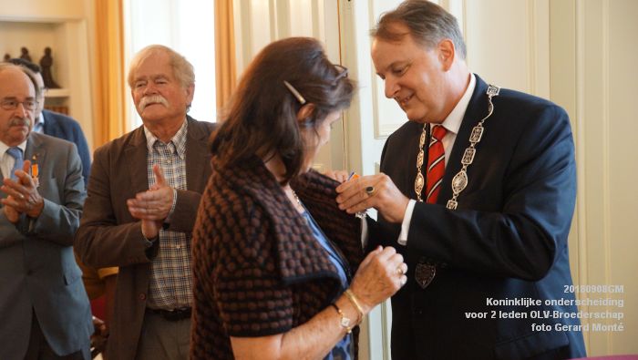DSC05081- Koninklijke onderscheidingen voor twee leden OLV-Broederschap - Plebanie - 8sept2018 - foto GerardMontE web DSC05081- Koninklijke onderscheidingen voor twee leden OLV-Broederschap - Plebanie - 8sept2018 - foto GerardMontE web