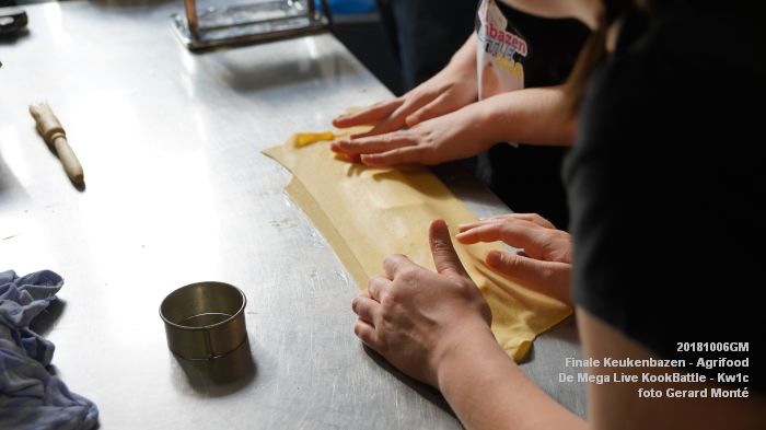 DSC05982- Finale keukenbazen - De Mega Live KookBattle in de keukens van Kw1c - 6okt2018 -  foto GerardMontE web