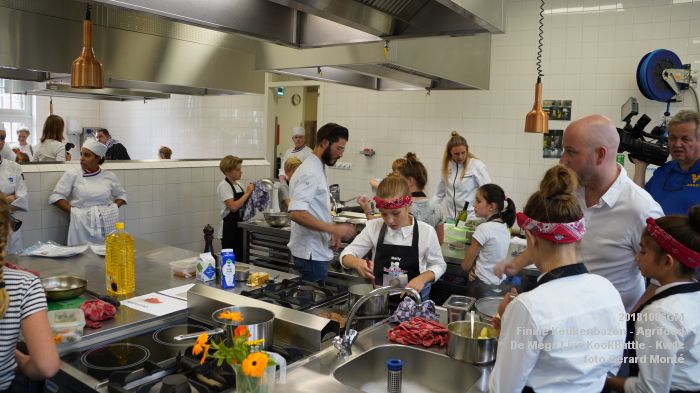 DSC06000- Finale keukenbazen - De Mega Live KookBattle in de keukens van Kw1c - 6okt2018 -  foto GerardMontE web