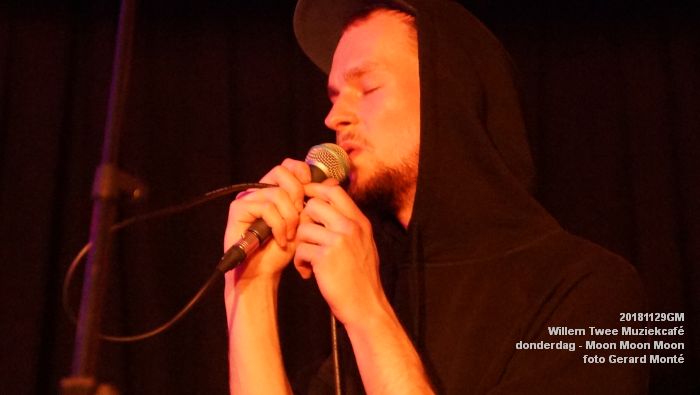 tDSC04291- Willem Twee Muziekcafe - Moon Moon Moon - 29nov2018 - foto GerardMontE web tDSC04291- Willem Twee Muziekcafe - Moon Moon Moon - 29nov2018 - foto GerardMontE web