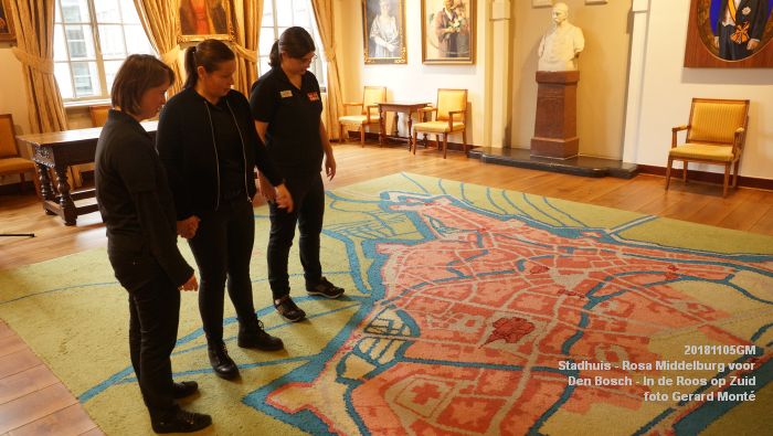DSC01811- Stadhuis - Rosa Middelburg voor Den Bosch komt bij In de Roos op Zuid - 5nov2018 - foto GerardMontE web DSC01811- Stadhuis - Rosa Middelburg voor Den Bosch komt bij In de Roos op Zuid - 5nov2018 - foto GerardMontE web