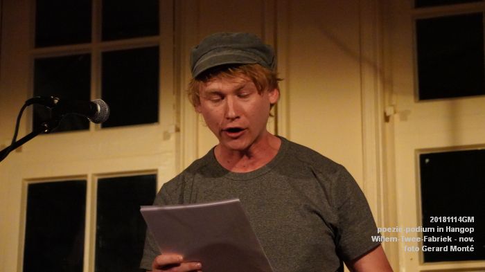 kDSC08675- poezie-podium Hangop Willem-Twee-Fabriek - 14nov2018 - foto GerardMontE web kDSC08675- poezie-podium Hangop Willem-Twee-Fabriek - 14nov2018 - foto GerardMontE web