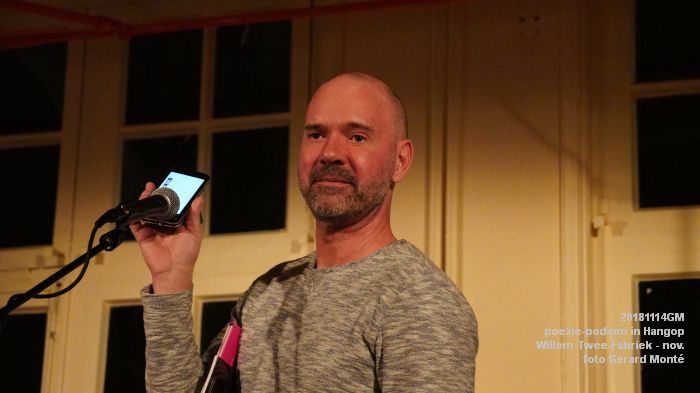 kDSC08685- poezie-podium Hangop Willem-Twee-Fabriek - 14nov2018 - foto GerardMontE web kDSC08685- poezie-podium Hangop Willem-Twee-Fabriek - 14nov2018 - foto GerardMontE web