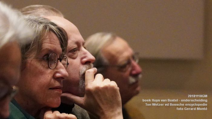 DSC09096- boek Huys van Boxtel - onderscheiding Ton Wetzer - Bossche encyclopedie - 18nov2018 - foto GerardMontE web DSC09096- boek Huys van Boxtel - onderscheiding Ton Wetzer - Bossche encyclopedie - 18nov2018 - foto GerardMontE web