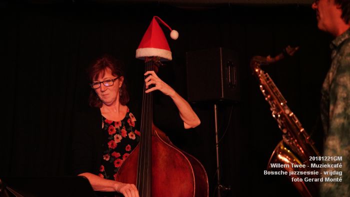 xDSC02293- Willem Twee - Muziekcafe jazz op de vrijdag in de Concertzaal - de Bossche jazzsessie - 21dec2018 - foto GerardMontE web xDSC02293- Willem Twee - Muziekcafe jazz op de vrijdag in de Concertzaal - de Bossche jazzsessie - 21dec2018 - foto GerardMontE web