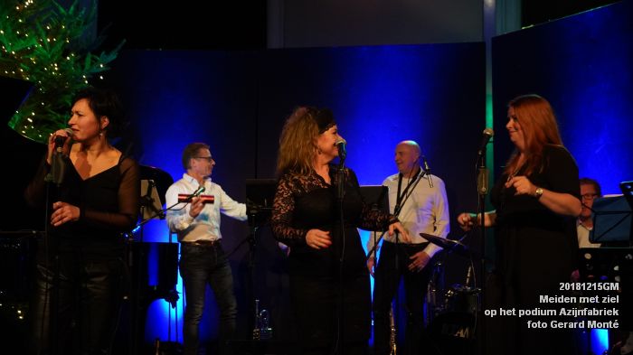 DSC01715- Meiden met ziel op het podium in de azijnfabriek - 15dec2018 - foto GerardMontE web DSC01715- Meiden met ziel op het podium in de azijnfabriek - 15dec2018 - foto GerardMontE web