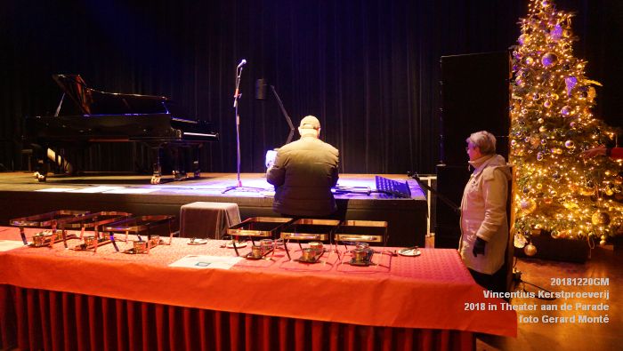 DSC06893- Vincentius kerstproeverij in Theater aan de Parade - 20dec2018 -  foto GerardMontE web
