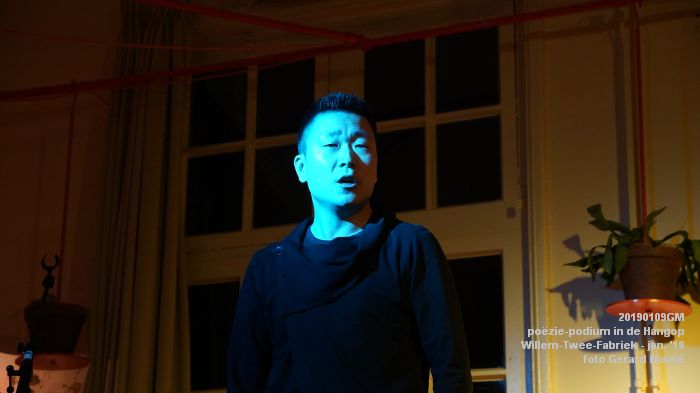 DSC05782- poezie-podium Hangop Willem-Twee-Fabriek - 9jan2019 -  foto GerardMontE web