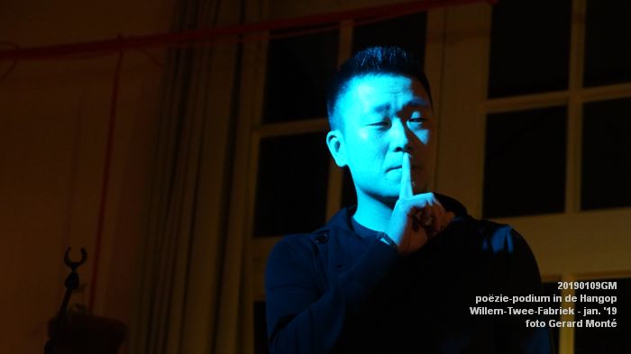 DSC05793- poezie-podium Hangop Willem-Twee-Fabriek - 9jan2019 -  foto GerardMontE web
