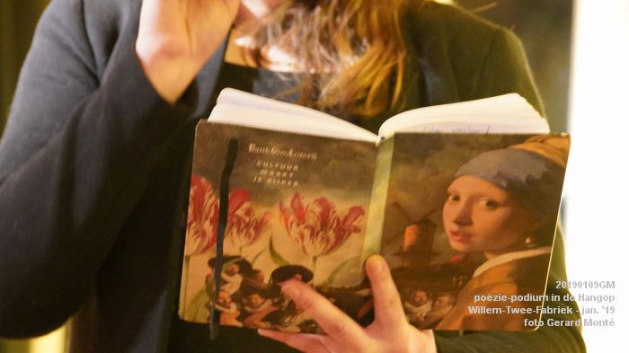 DSC05807- poezie-podium Hangop Willem-Twee-Fabriek - 9jan2019 -  foto GerardMontE web