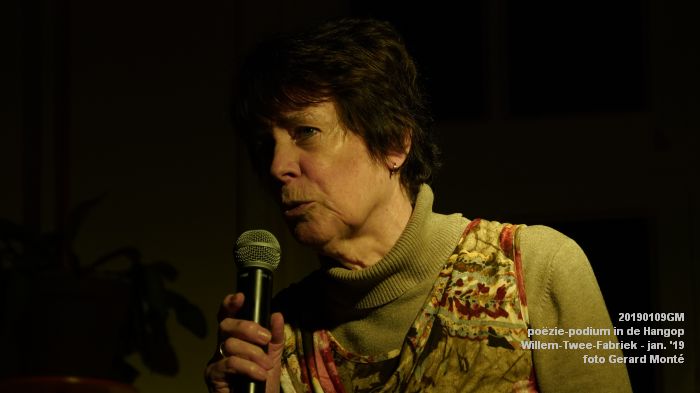 DSC05812- poezie-podium Hangop Willem-Twee-Fabriek - 9jan2019 -  foto GerardMontE web
