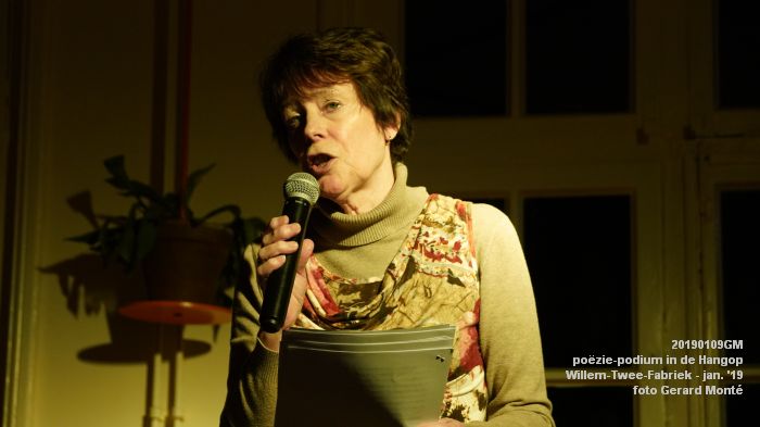 DSC05815- poezie-podium Hangop Willem-Twee-Fabriek - 9jan2019 -  foto GerardMontE web