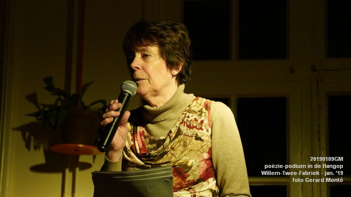DSC05816- poezie-podium Hangop Willem-Twee-Fabriek - 9jan2019 -  foto GerardMontE web