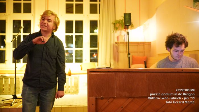 DSC05830- poezie-podium Hangop Willem-Twee-Fabriek - 9jan2019 -  foto GerardMontE web