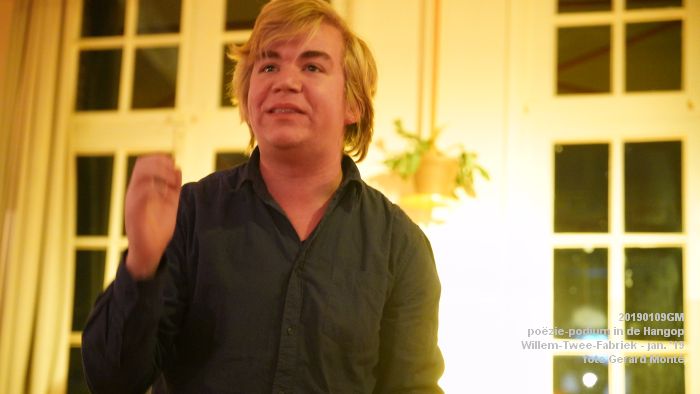 DSC05833- poezie-podium Hangop Willem-Twee-Fabriek - 9jan2019 -  foto GerardMontE web
